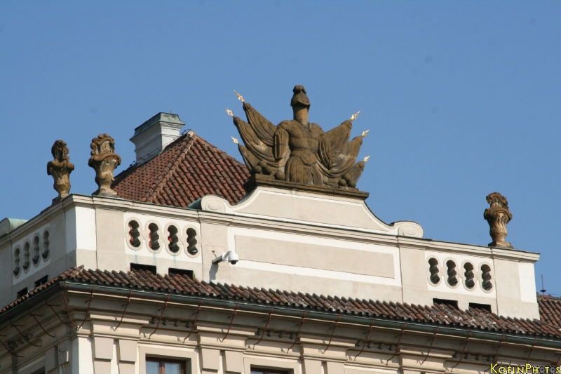 Bild Prag-2006-EOS350D_681.jpg wird geladen...